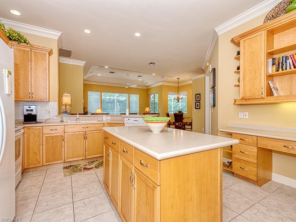 IMPERIAL GOLF ESTATES - Residential