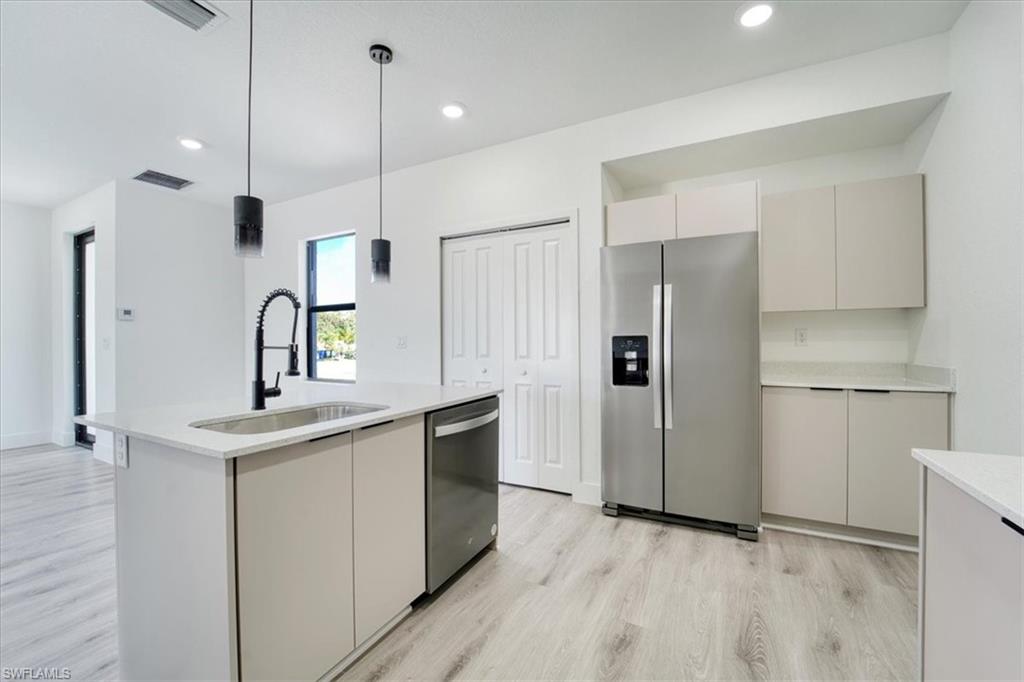 PORT LABELLE - Residential