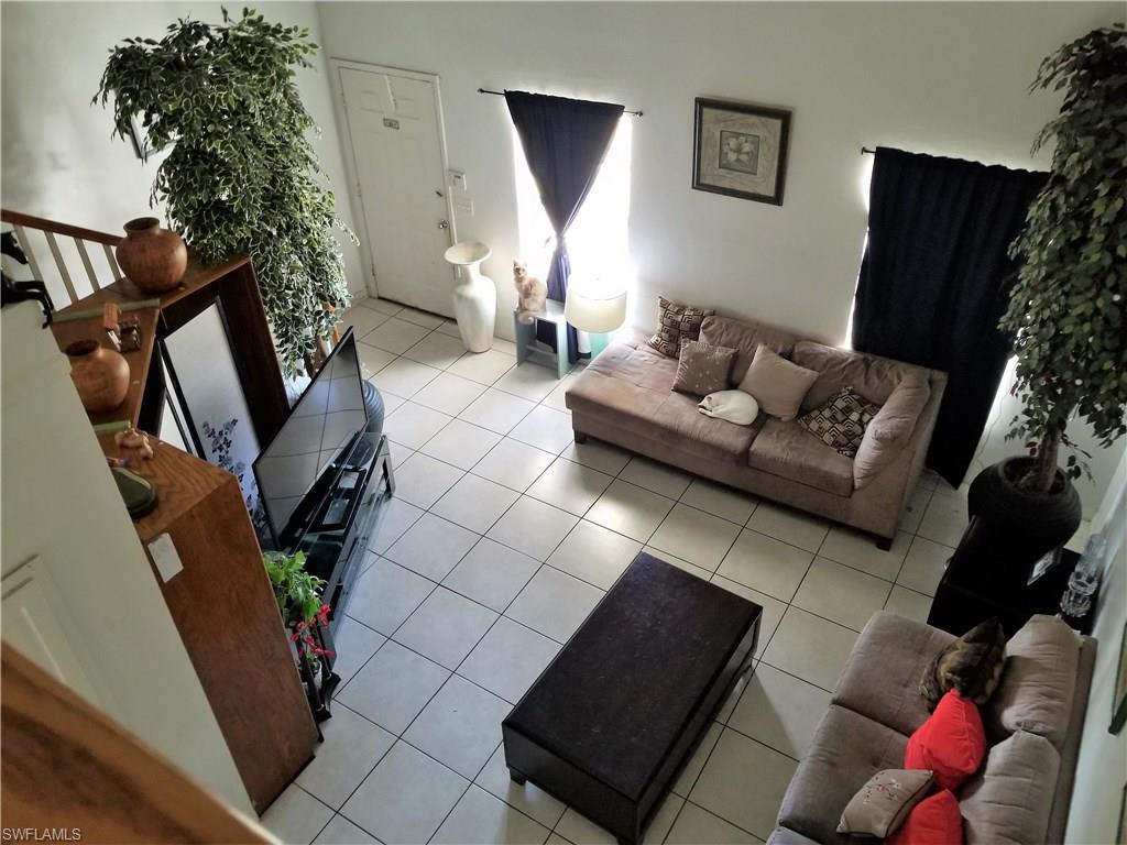 HEIGHLAND VILLA - Residential