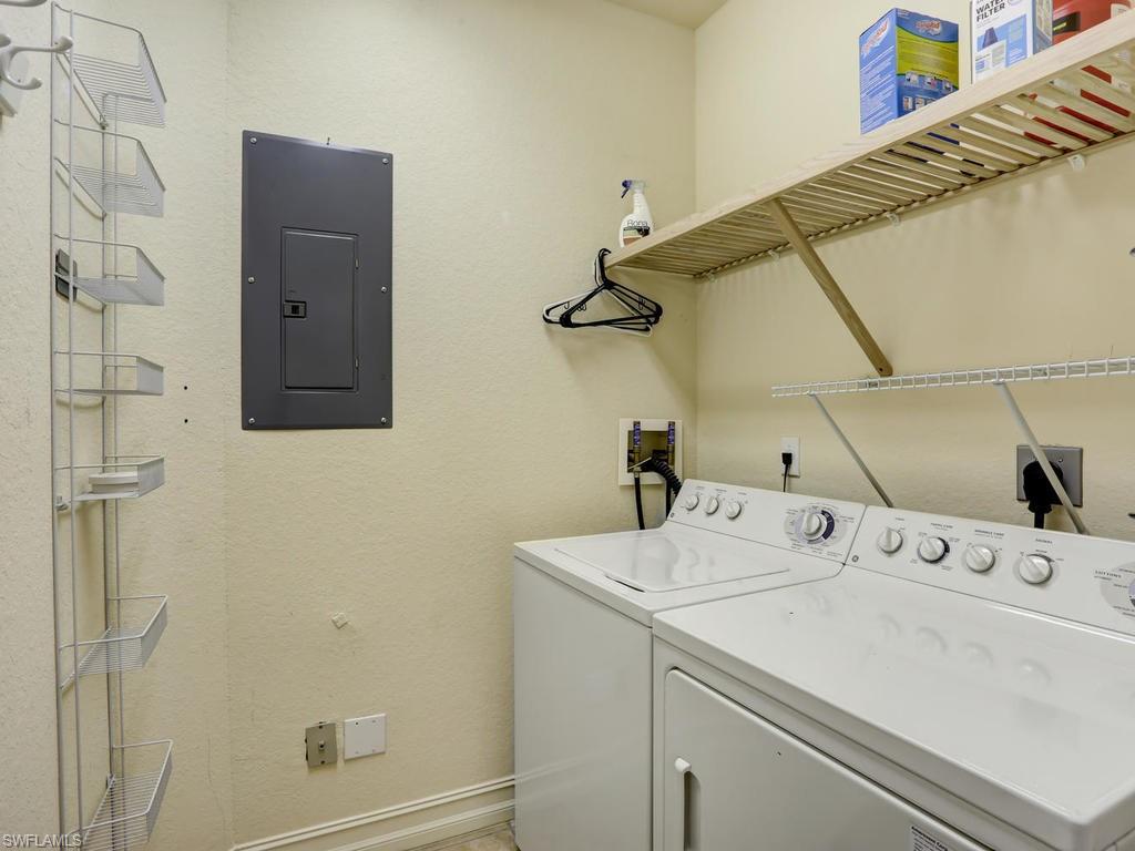 CAPE HARBOUR - Residential