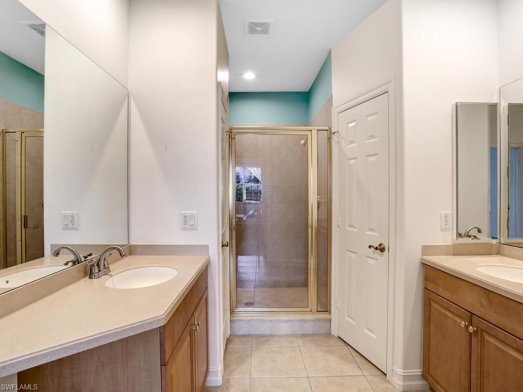 CAPE HARBOUR - Residential