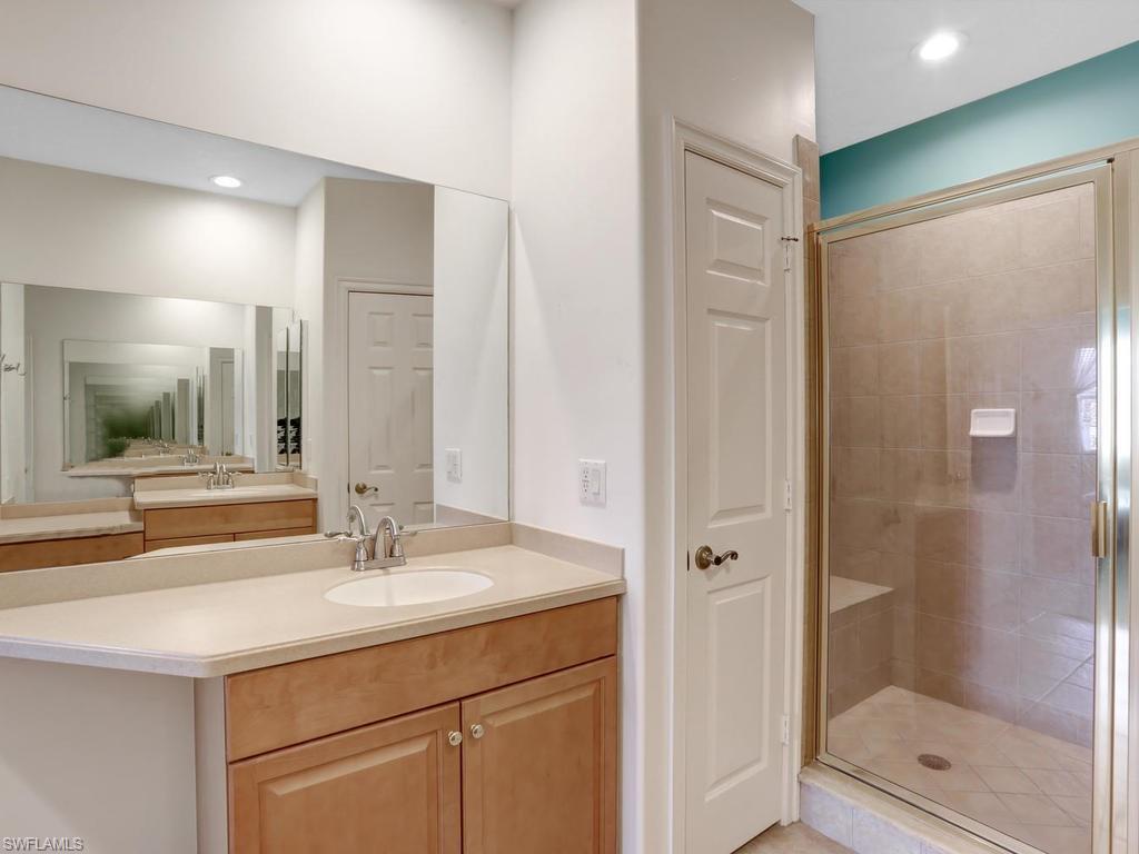 CAPE HARBOUR - Residential