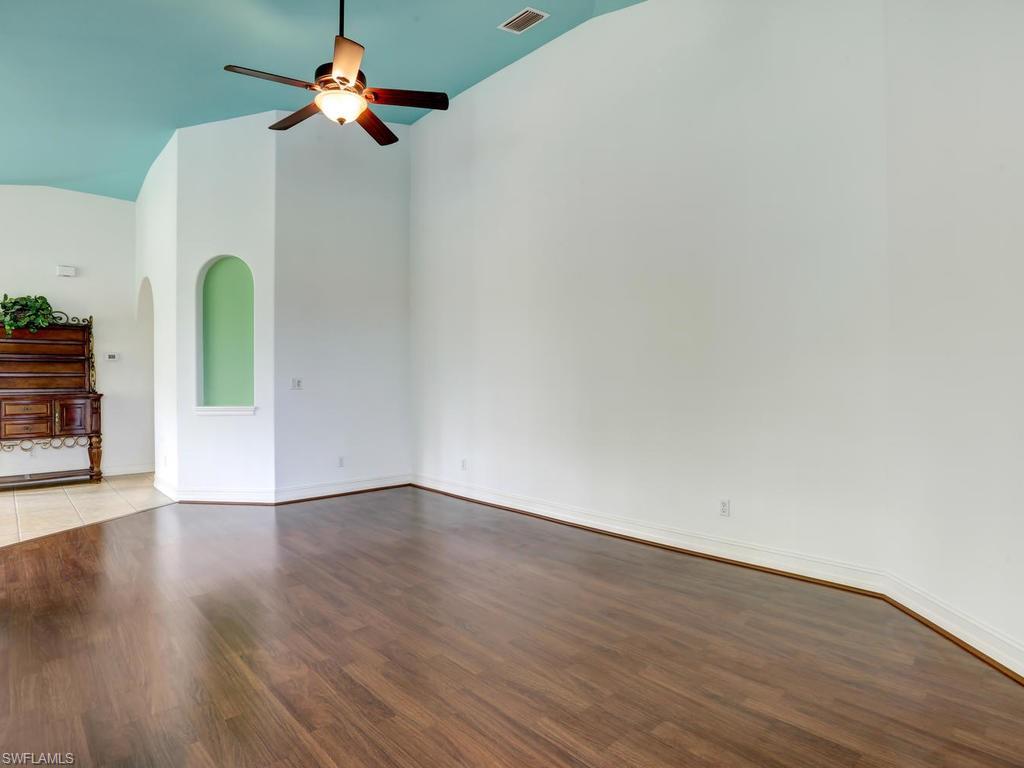 CAPE HARBOUR - Residential