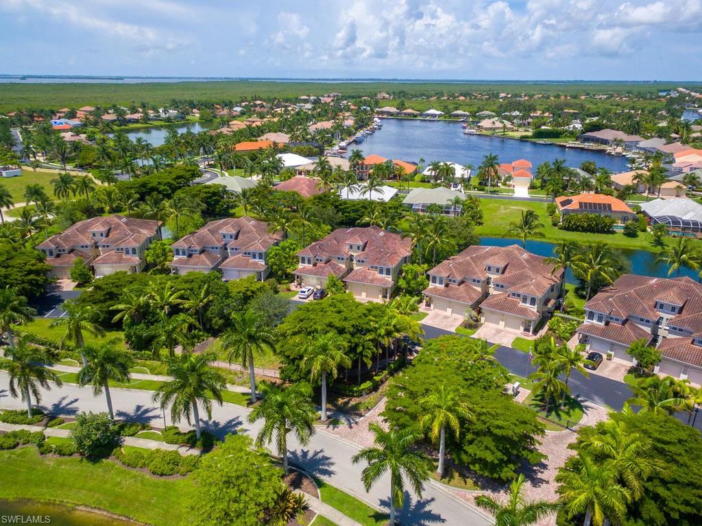 CAPE HARBOUR - Residential