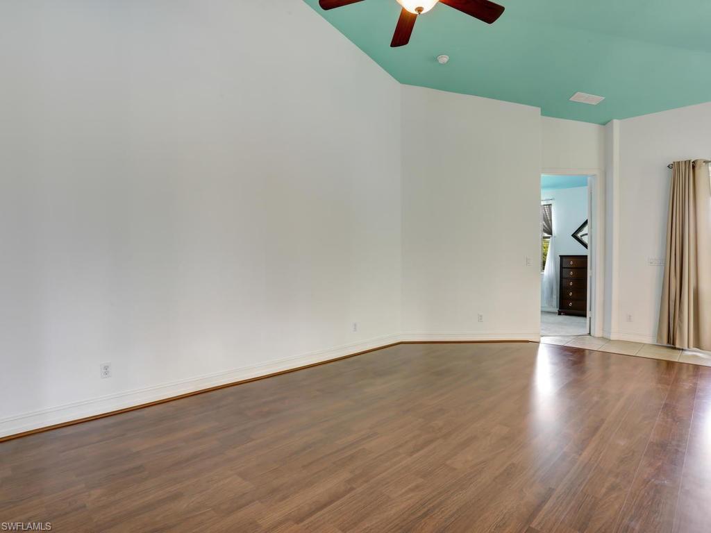 CAPE HARBOUR - Residential