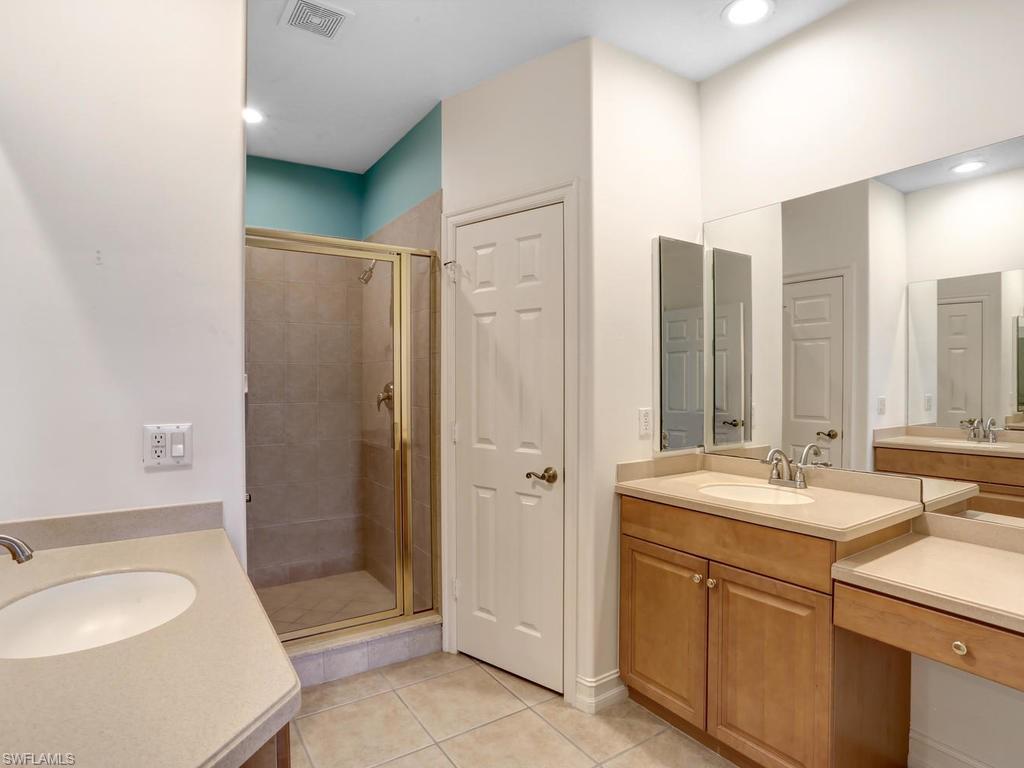 CAPE HARBOUR - Residential