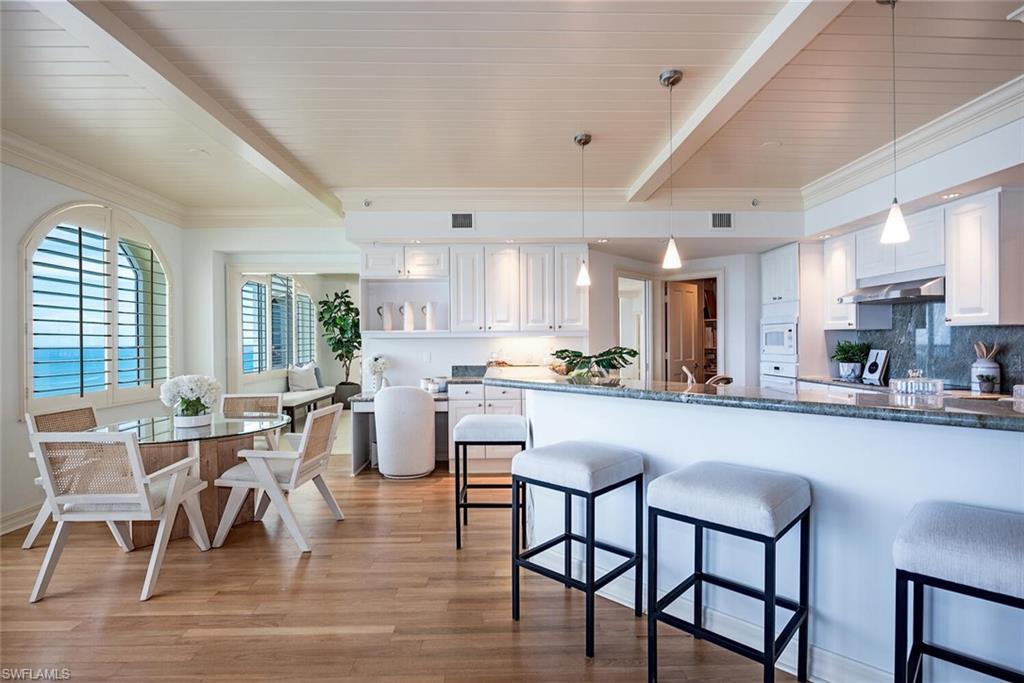 CARLYSLE AT BAY COLONY - Residential