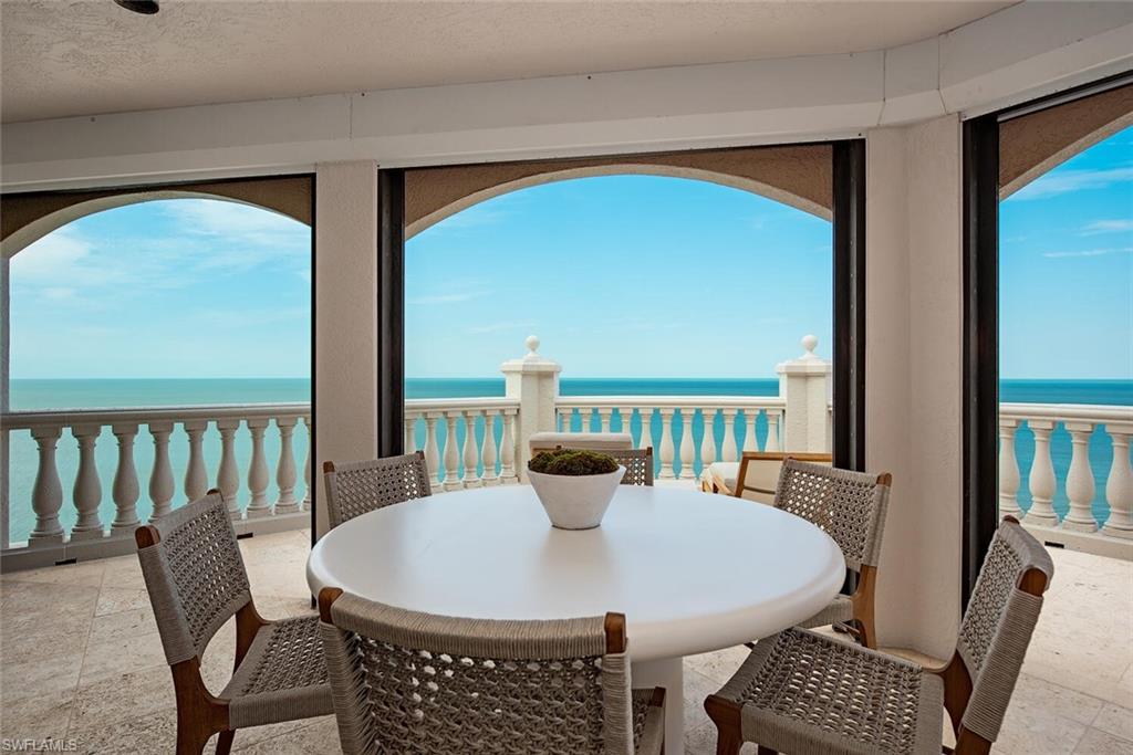 CARLYSLE AT BAY COLONY - Residential