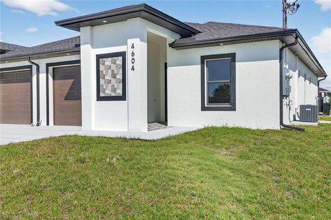 4604/4606 Golfview BLVD LEHIGH ACRES FL 33973