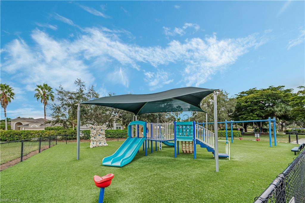 STONEYBROOK - Residential