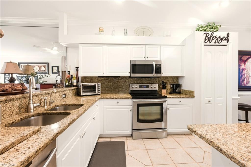 STONEYBROOK - Residential