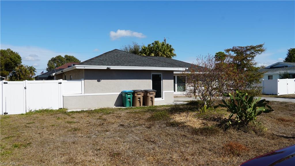 CAPE CORAL - Residential