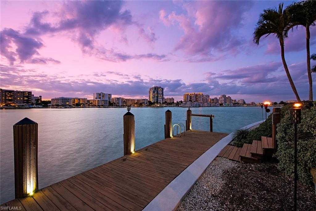 MOORINGS - Residential