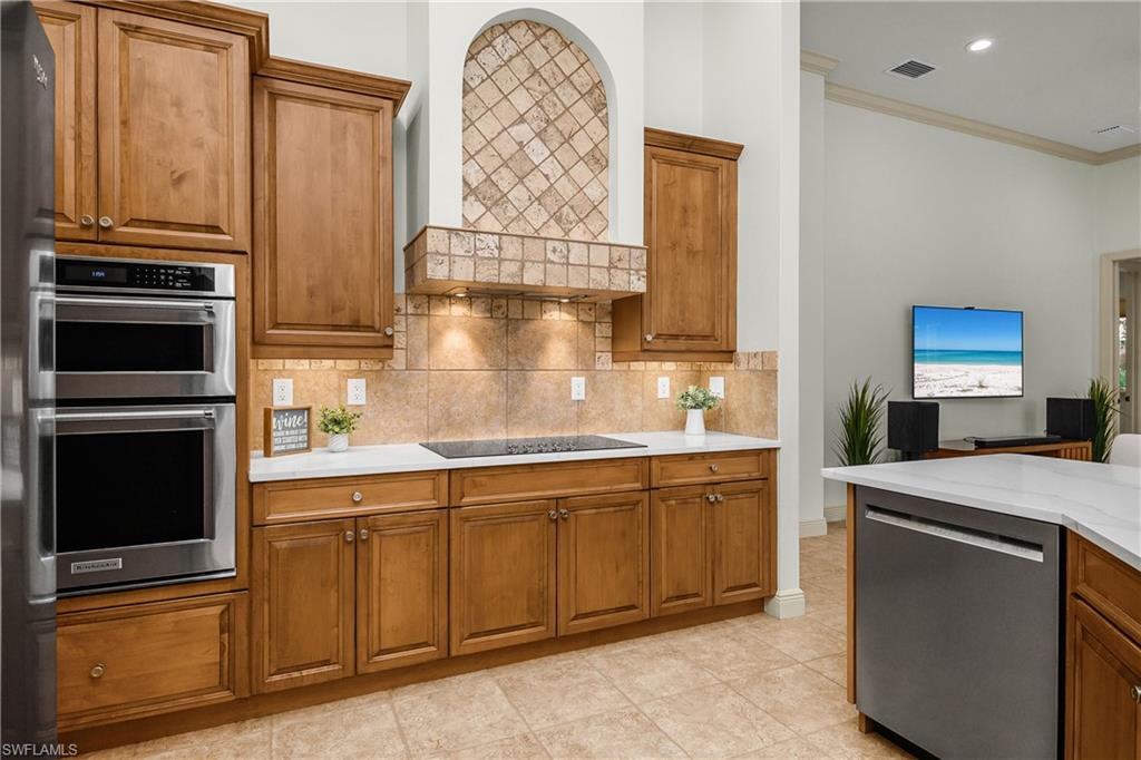 CYPRESS LINKS - Residential