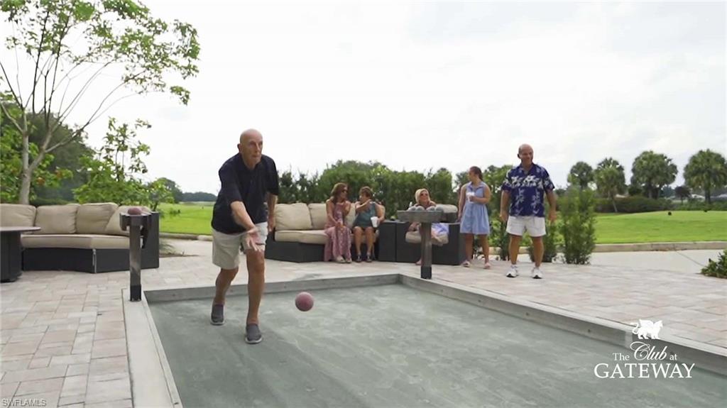 CYPRESS LINKS - Residential