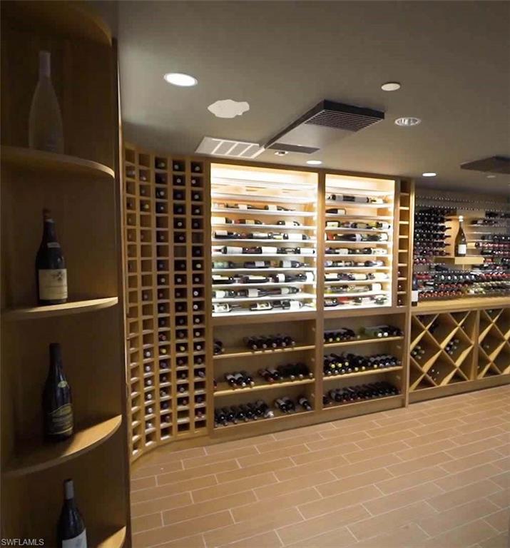 CYPRESS LINKS - Residential