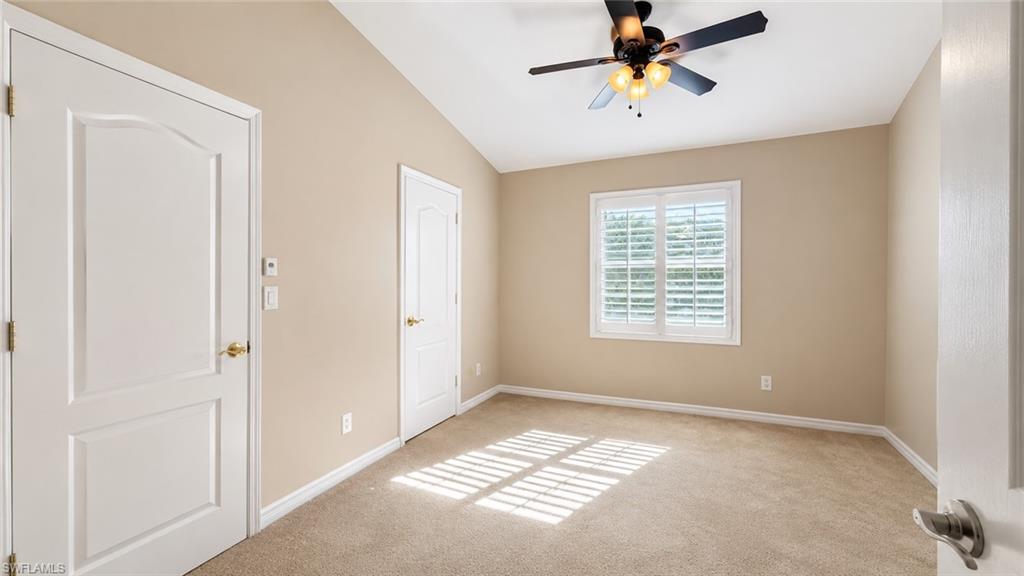OLYMPIA POINTE - Residential
