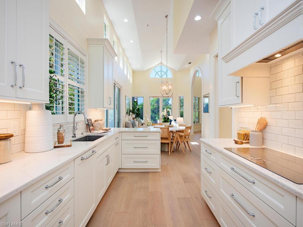 VIZCAYA AT BAY COLONY - Residential