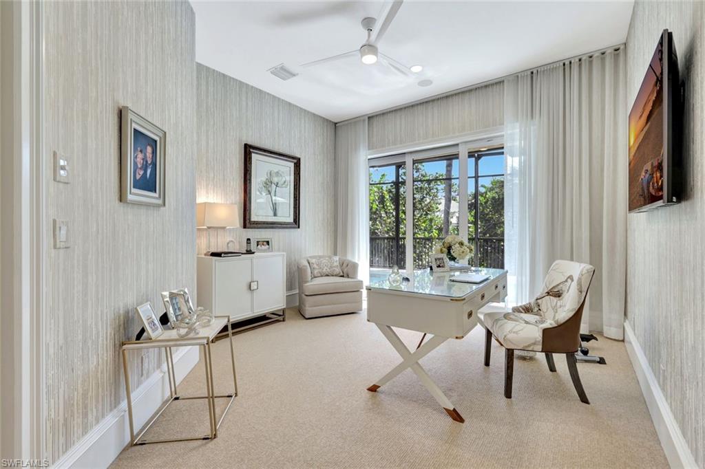 HIDEAWAY BEACH - Residential