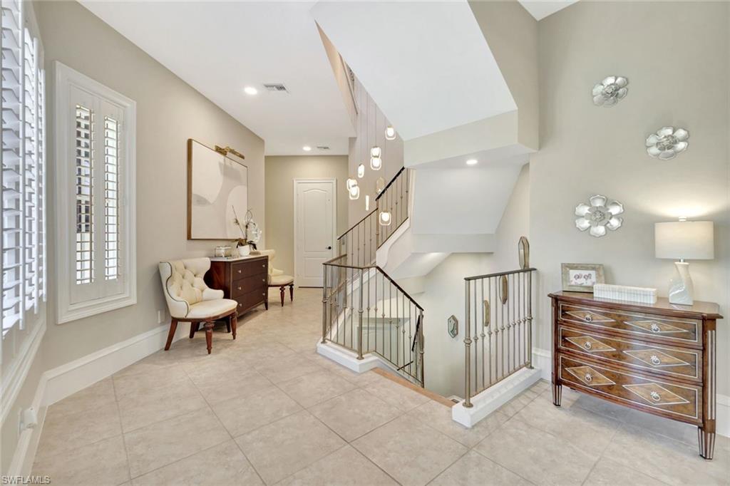 HIDEAWAY BEACH - Residential