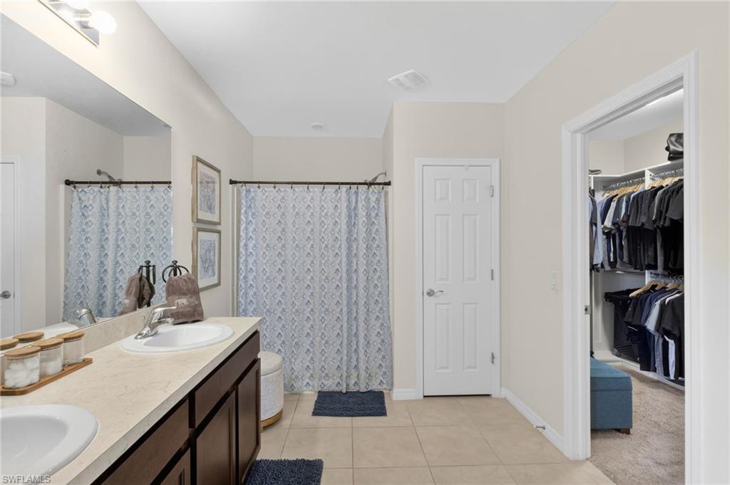 ENTRADA - Residential