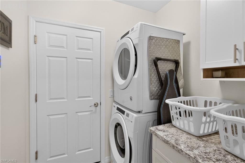 ENTRADA - Residential