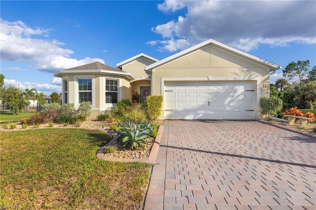 ENTRADA - Residential