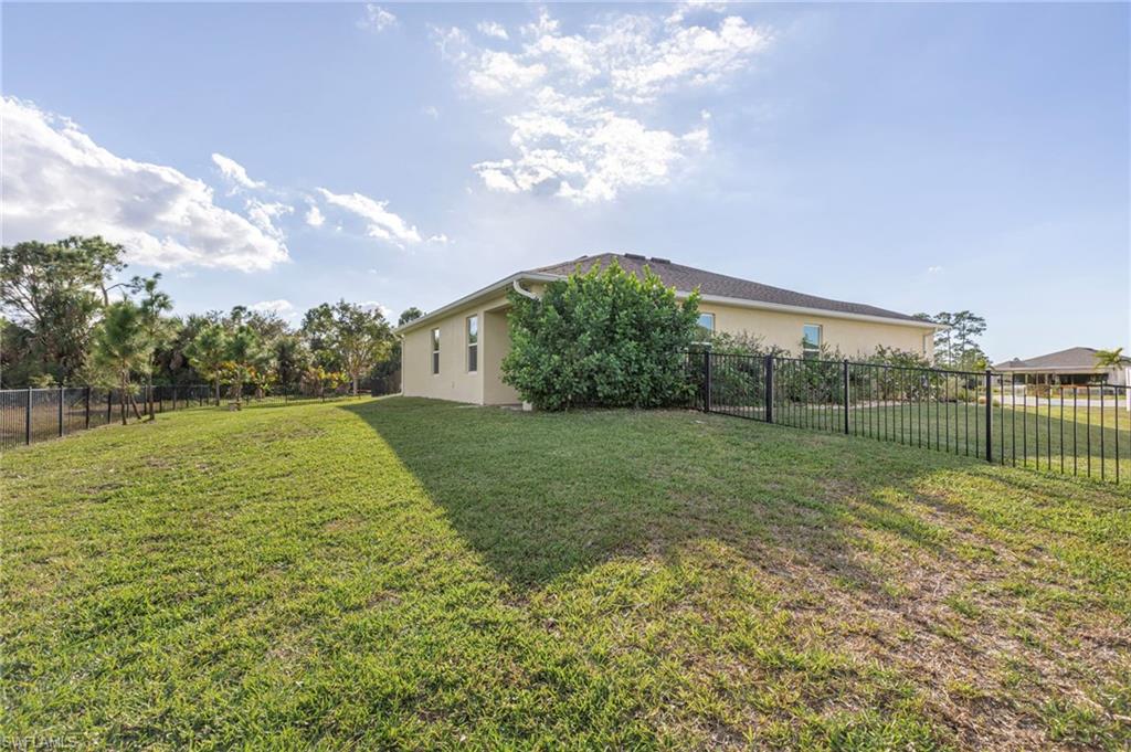 ENTRADA - Residential