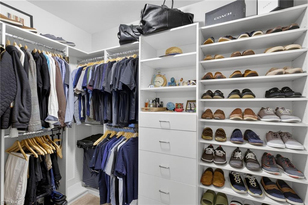 ENTRADA - Residential