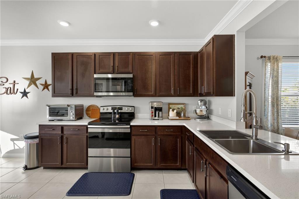 ENTRADA - Residential