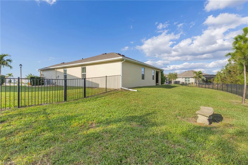 ENTRADA - Residential