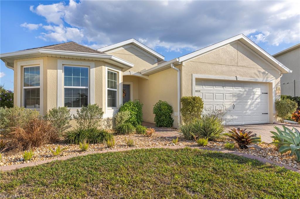 ENTRADA - Residential