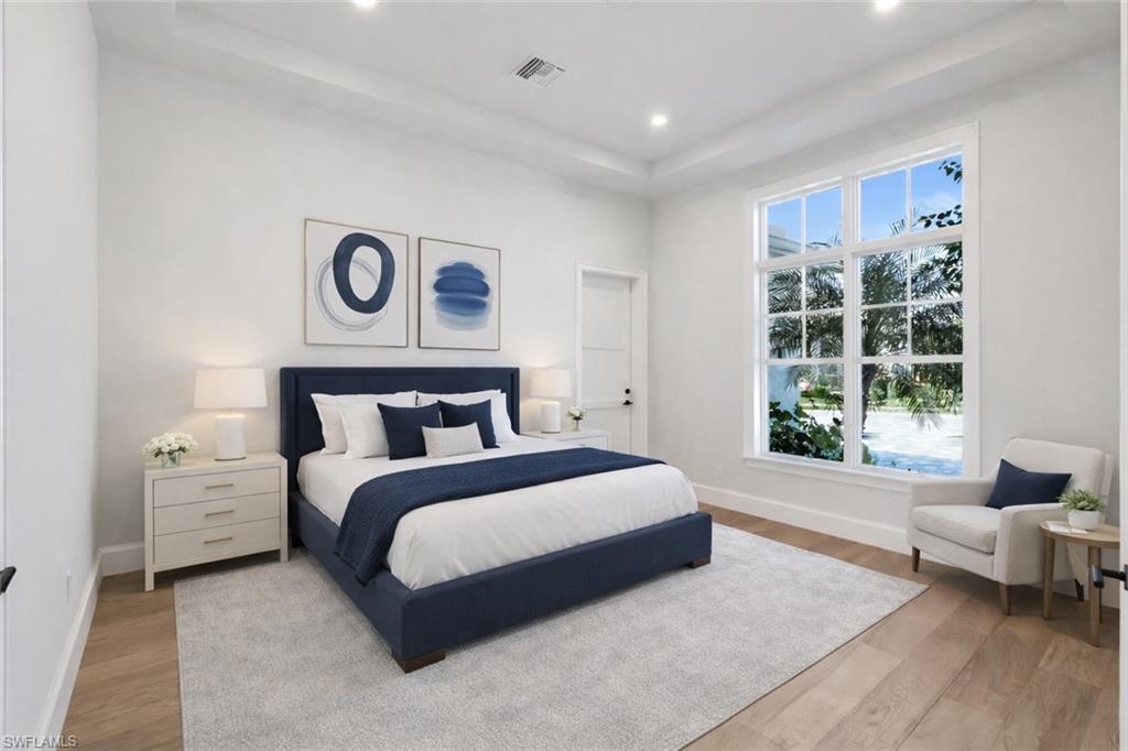 THE ENCLAVE OF DISTINCTION - Residential