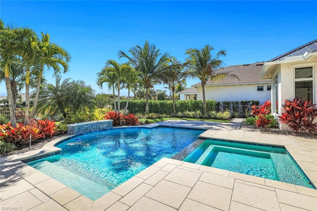 THE ENCLAVE OF DISTINCTION - Residential