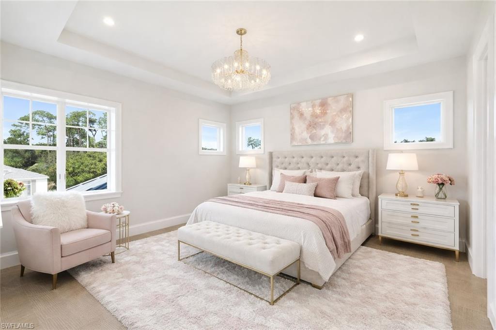 THE ENCLAVE OF DISTINCTION - Residential