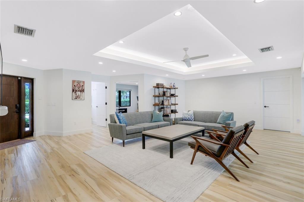 PARK SHORE - Residential