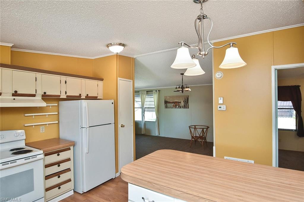 LAKE ARROWHEAD MOB VILLAGE - Residential