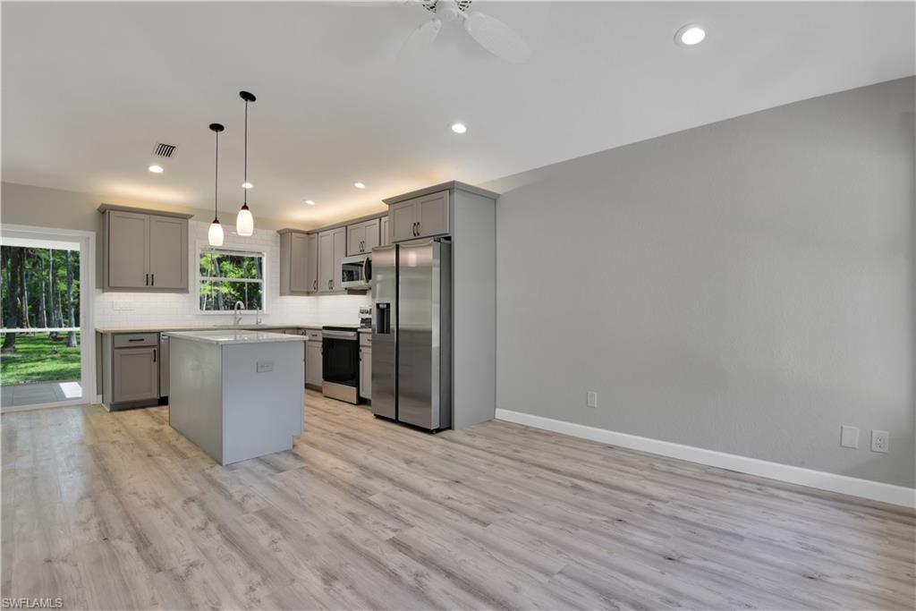 GOLDEN GATE ESTATES - Residential