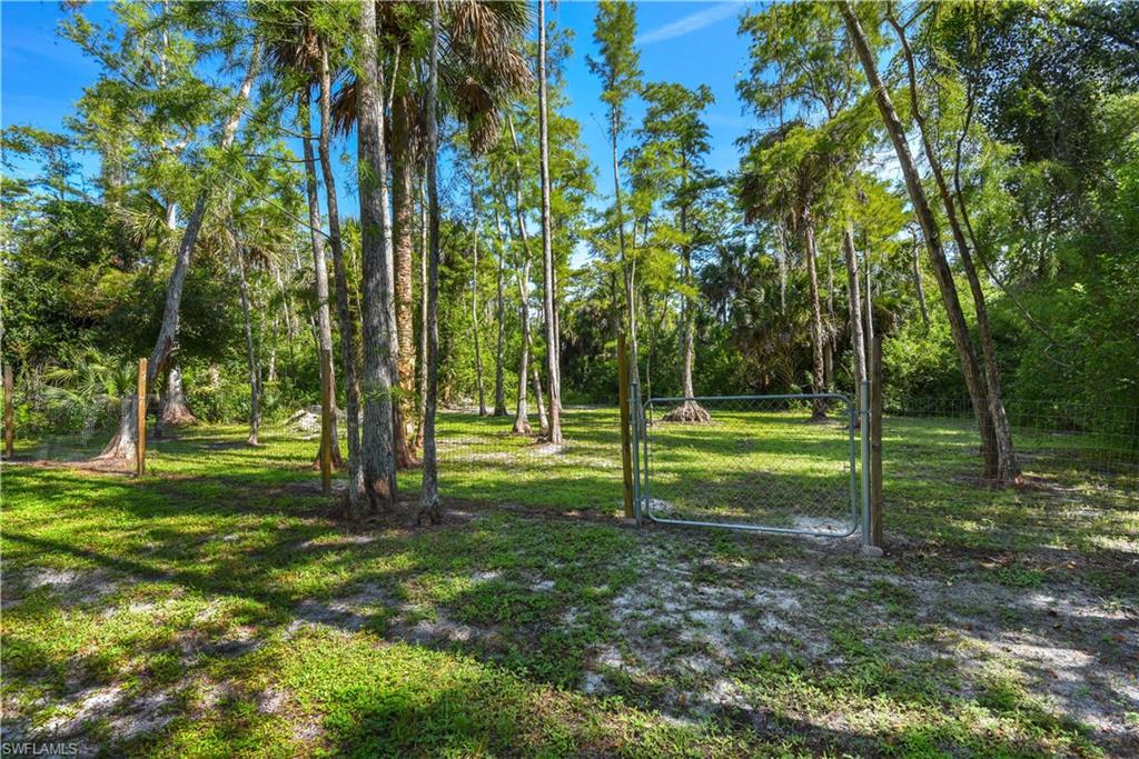 GOLDEN GATE ESTATES - Residential