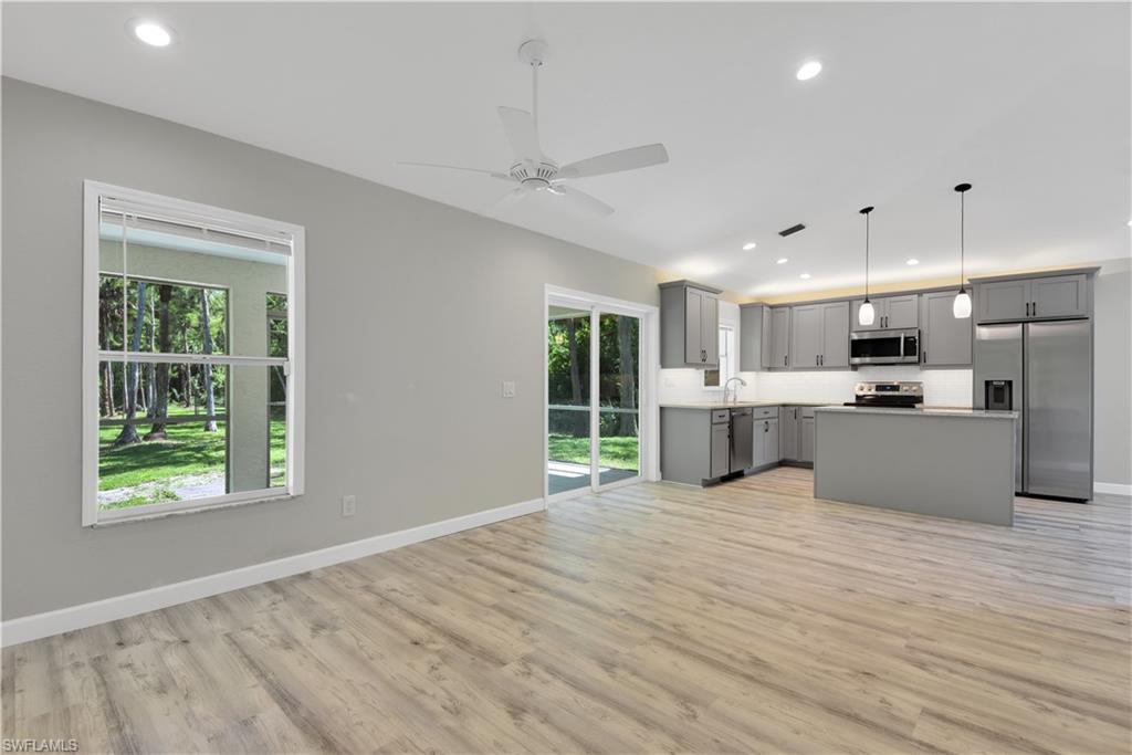 GOLDEN GATE ESTATES - Residential