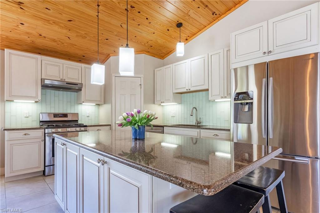 PINE ISLAND - Residential