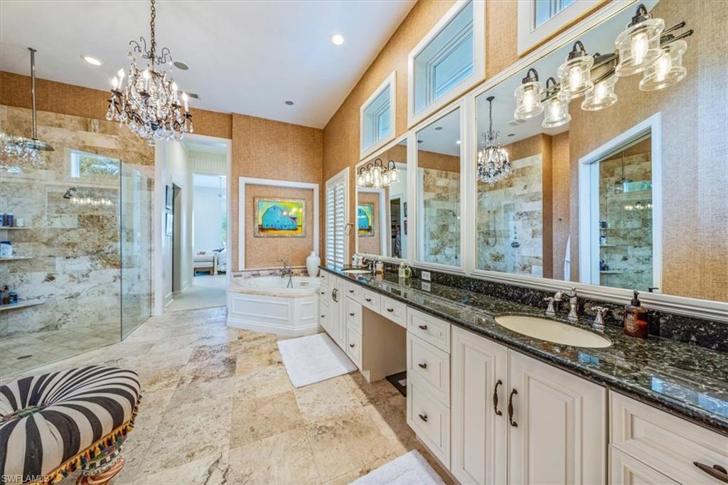 ROYAL HARBOR - Residential