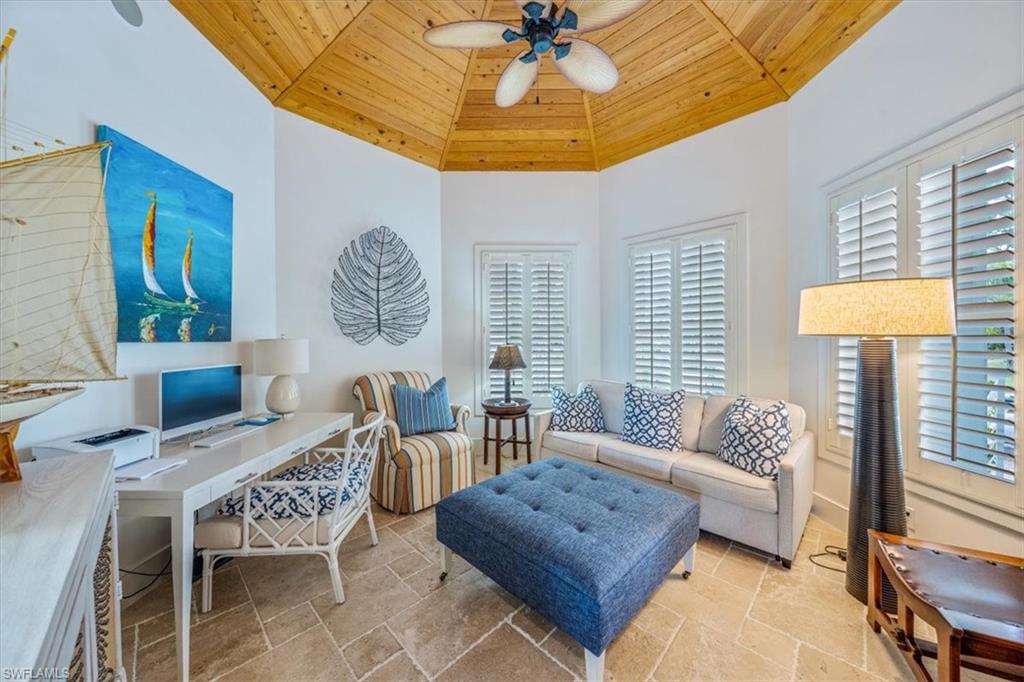 ROYAL HARBOR - Residential