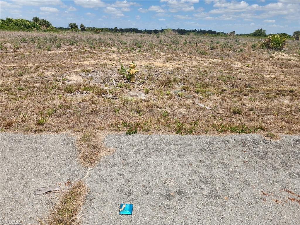 BANYAN VILLAGE - Land