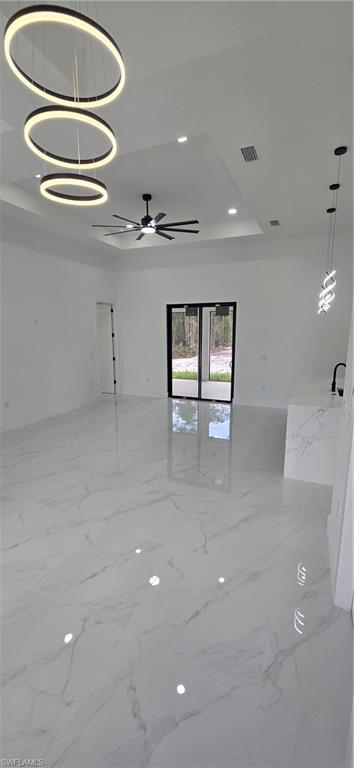 951 PLAZA - Residential