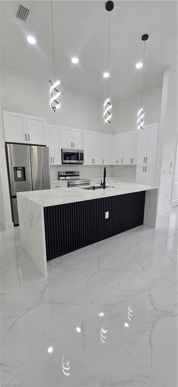 951 PLAZA - Residential