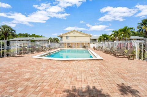 A home in NAPLES