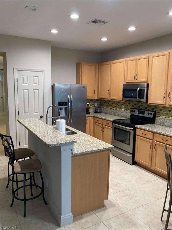 CAPE CORAL - Residential Lease