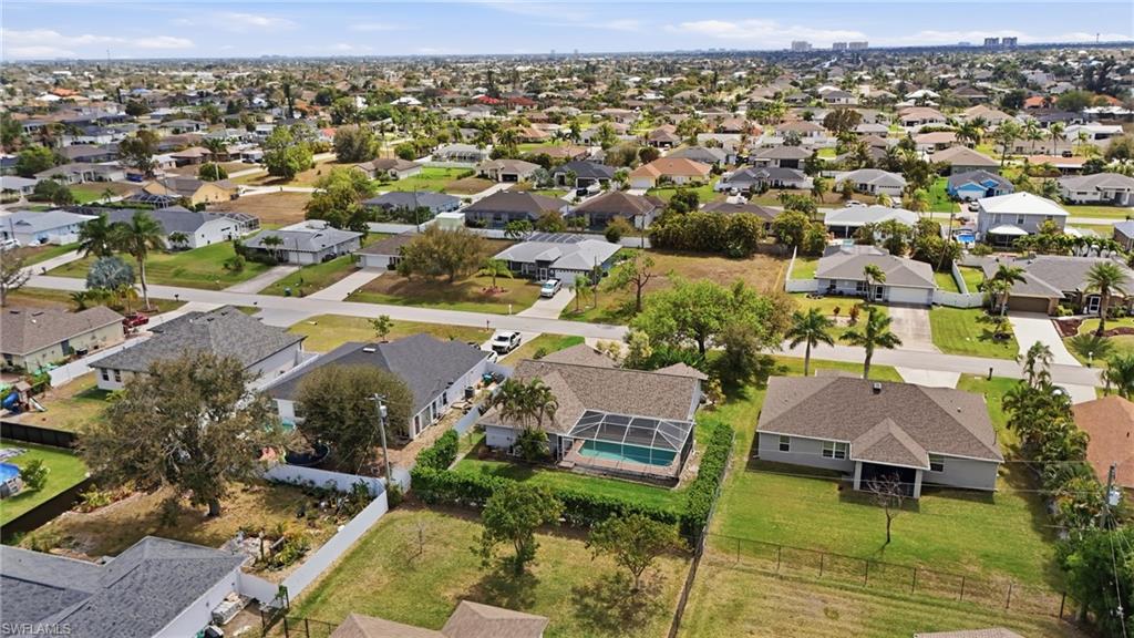 CAPE CORAL - Residential
