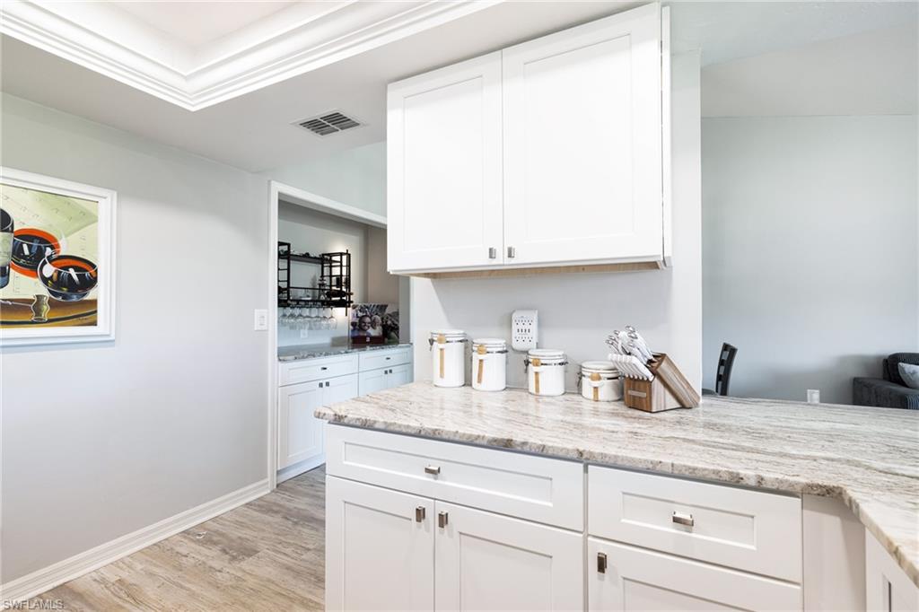 OAKMONT VILLAGE - Residential